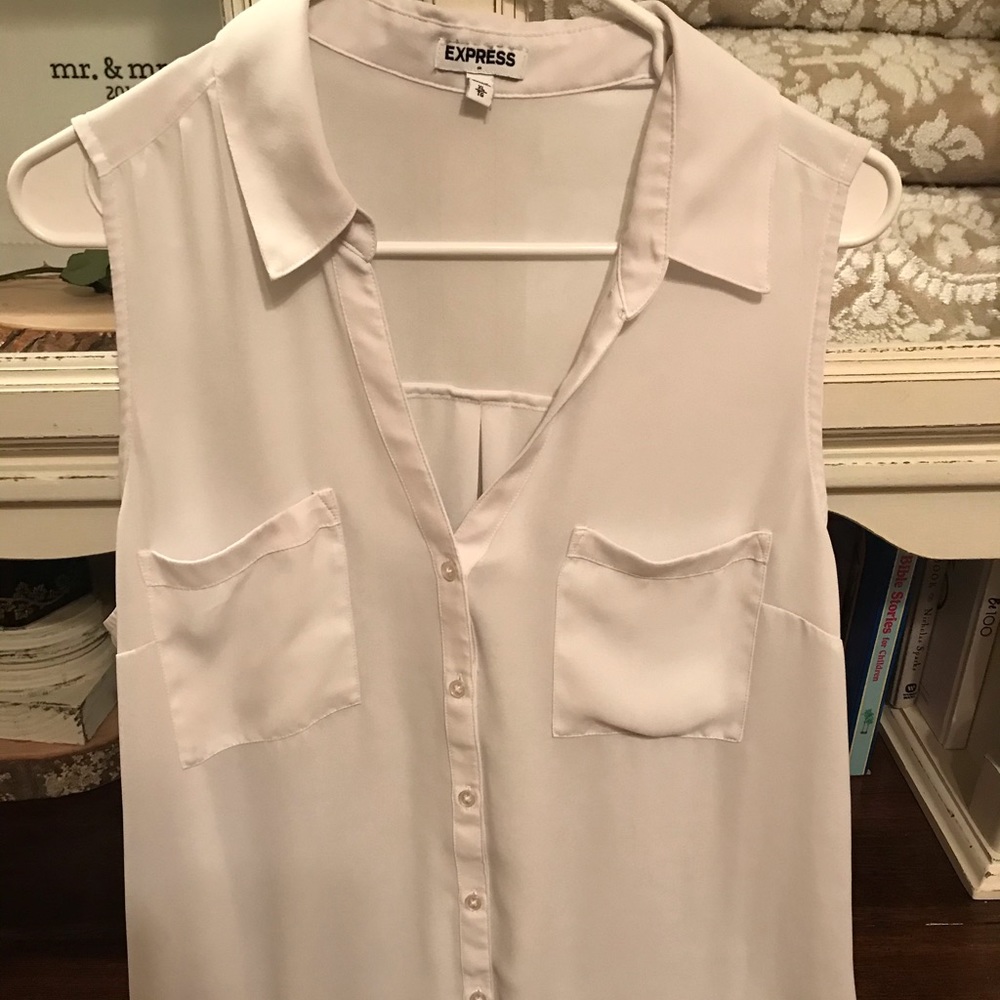 Express button down tank